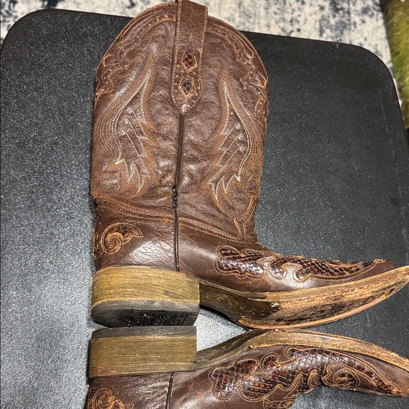 Corral Vintage Brown Embroidered Heeled Boots Made in Mexico Size 7 - Picture 9 of 15